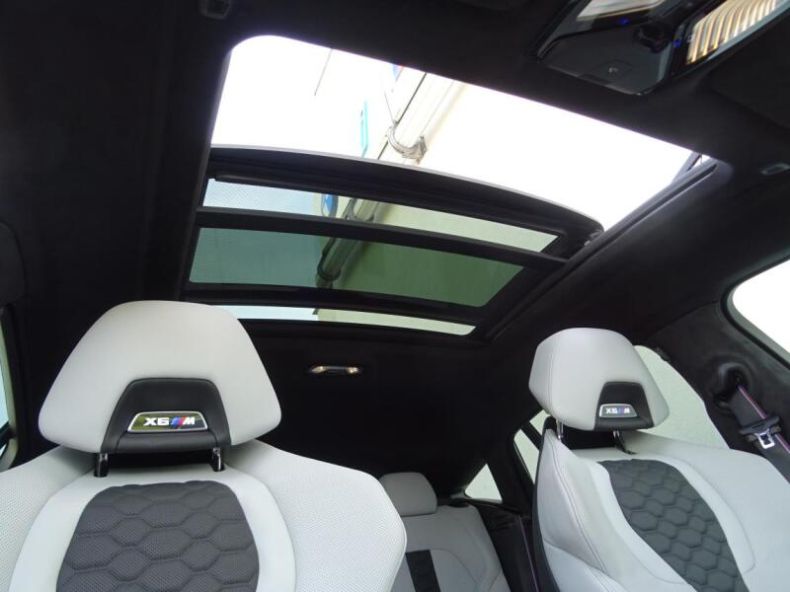 BMW X6 - hlavní fotka