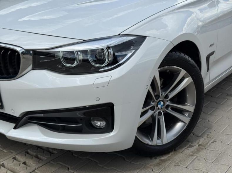 BMW Řada 3 - hlavní fotka