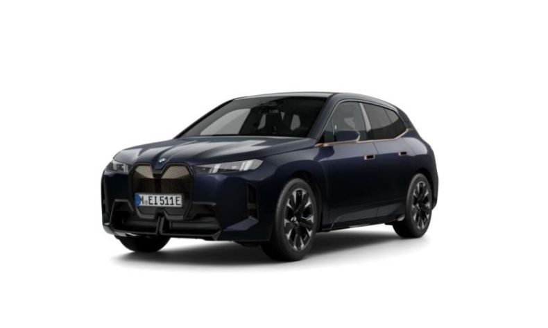 BMW iX - hlavní fotka