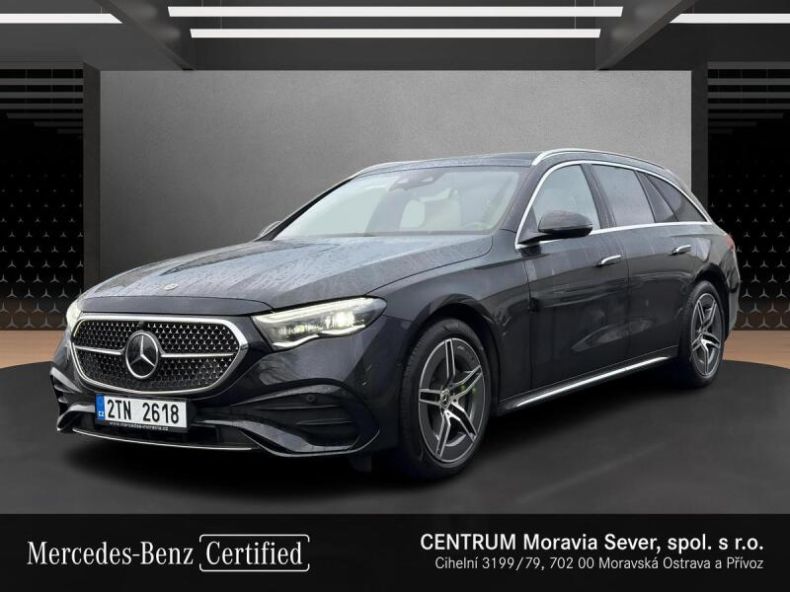Mercedes Třída E - hlavní foto